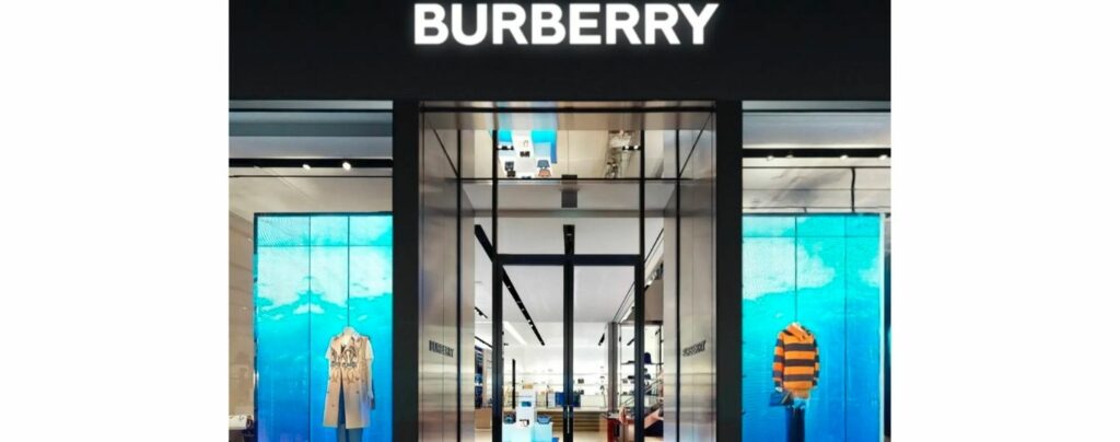 Virtual Retail Burberry